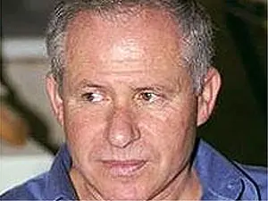 אבי דיכטר. "קודם אחליט על הכיוון"