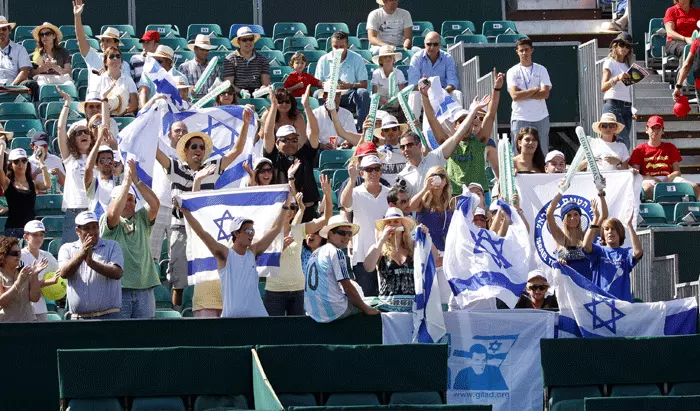 לא וויתרו עלהחוויה. אוהדי הנבחרת הישראלית במורסיה