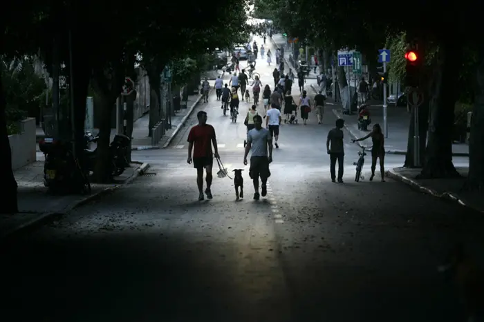 מד"א קרא לציבור לאפשר לאמבולנסים לנוע בחופשיות. כבישים הומים ביום כיפור