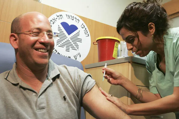 משרד הבריאות הזמין חיסונים שאמורים להספיק לכל האוכלוסייה