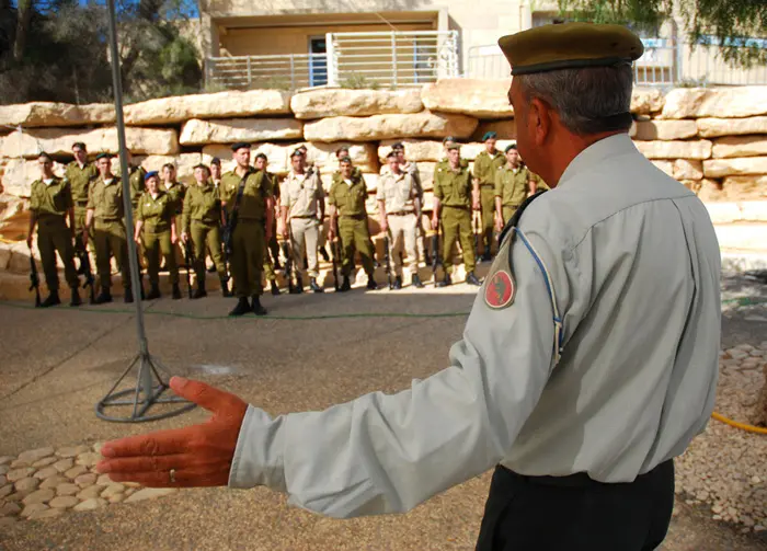 רב נגד יצחק טאיטו חוגג 50 שנות שירות בצה"ל נובמבר 2009