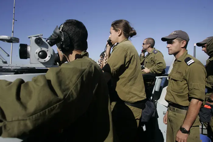 אימון ספינות סטי"ל בים התיכון ליד חופי חיפה נובמבר 2009