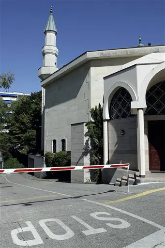 פרשת הצריחים שוב עוררה את זעמו של קדאפי. מסגד בשוויץ