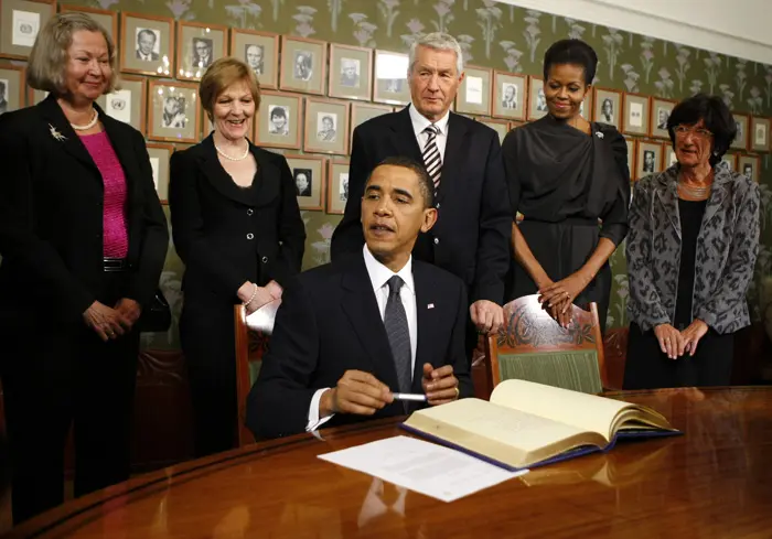 נשיא ארצות הברית ברק אובמה בטקס החתימה על קבלת פרס נובל לשלום באוסלו