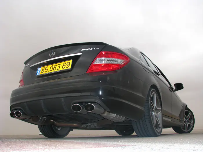 מבחן דרכים מרצדס C63 AMG