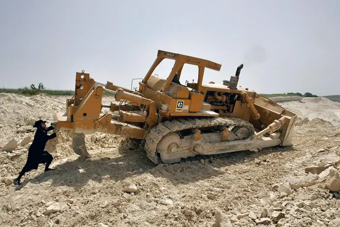 "רודפים את כלל המתנחלים ובעיקר את תושבי יצהר"