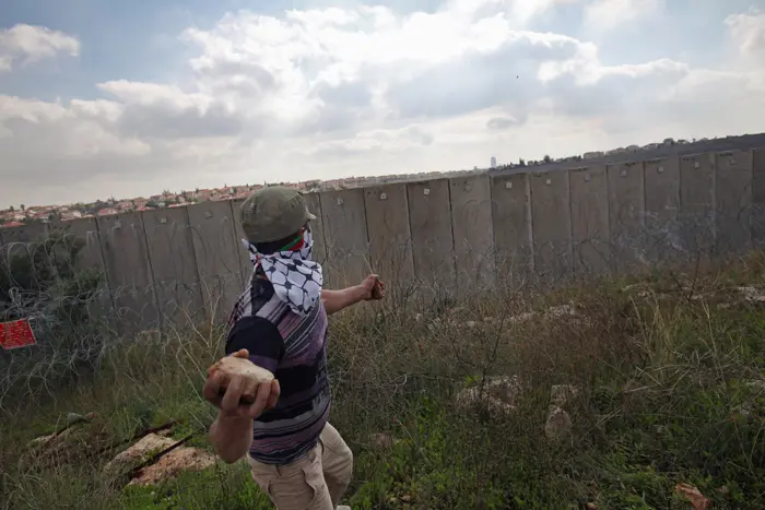 בתקופת האינתיפאדה השנייה התמ"ג לנפש בישראל קטן