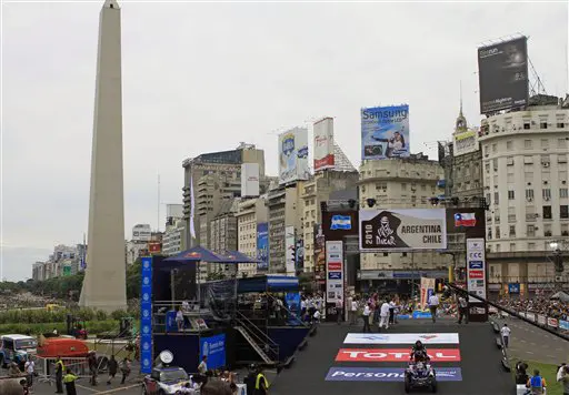 ארוע הפתיחה הביא מאות אלפי ארגנטינים לרחובות בואנוס איירס