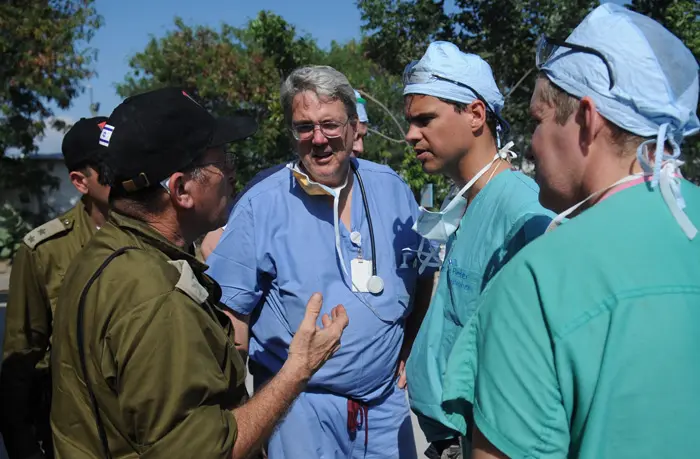 "כארבעים שעות לאחר מכן המשלחת הישראלית כבר היתה בדרכה להאיטי"