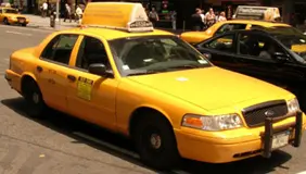 מונית צהובה בניו יורק. כמעט 14 אלף עותקים ברחבי התפוח הגדול