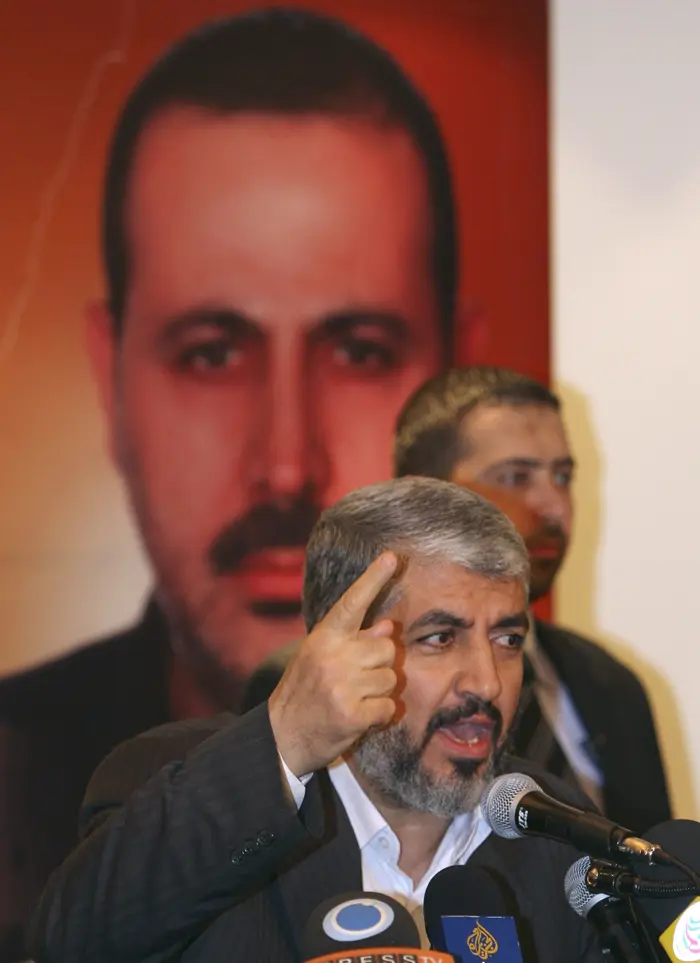 "הנקמה בציונים בוא תבוא". ראש הלשכה המדינית של חמאס, חאלד משעל, בהלוויית אל-מבחוח
