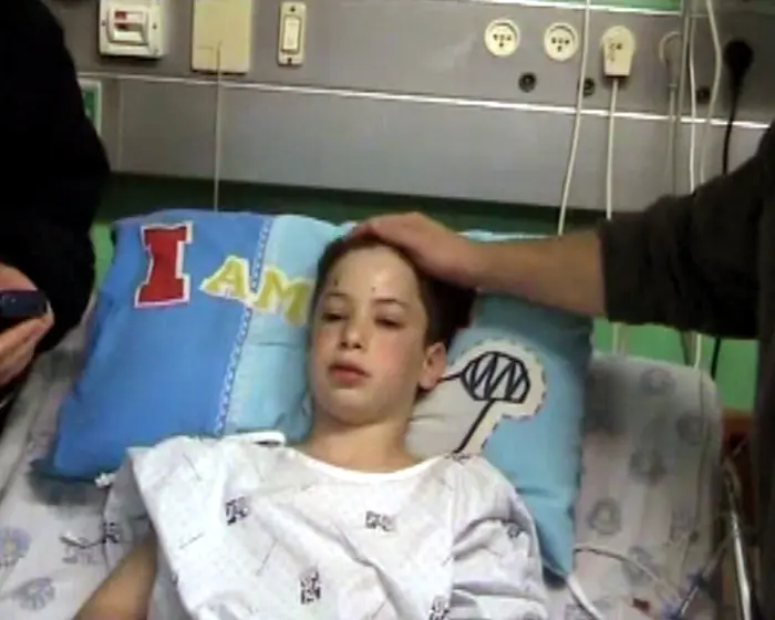 דניאל יובל בן ה-11 אשר נפגע מפיצוץ של מוקש ברמת הגולן