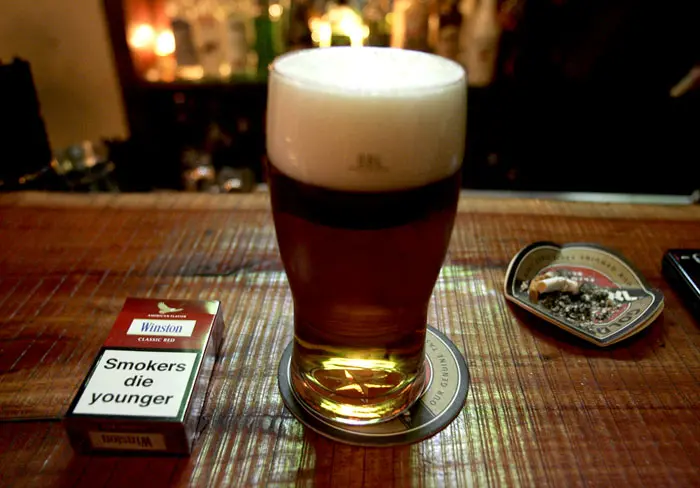 חצי ליטר בירה בוושינגטון עולה רק 16 שקלים. למה הבירה בארץ יקרה כל כך?