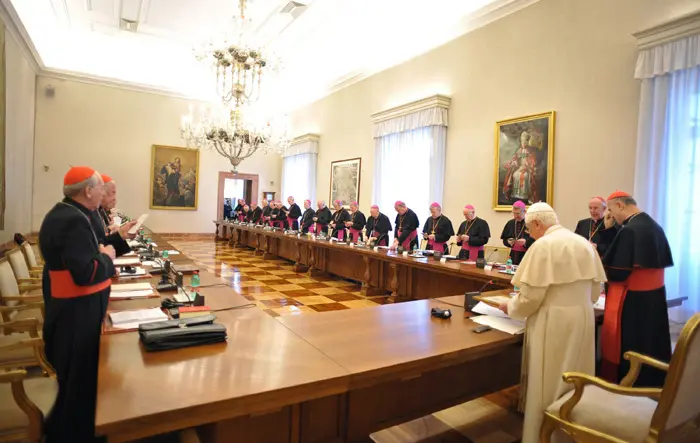 ותיקן- פגישת האפיפיור וקרדינלים אירים