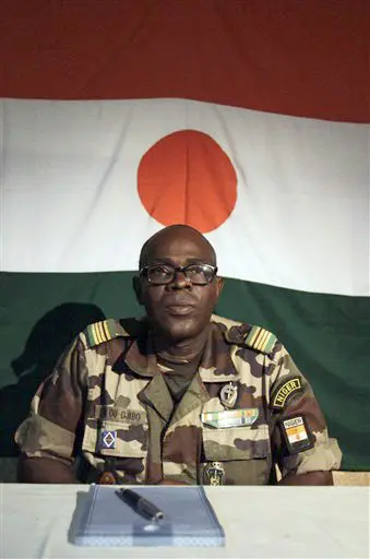 החל היום לכהן כנשיא בפועל של ניז'ר עד לקיום בחירות. רב סרן סאלו דג'יבו