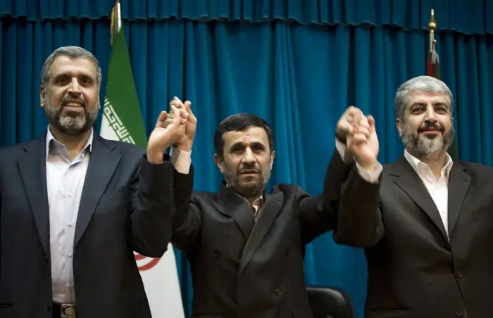 ראש הלשכה המדינית של חמאס חאלד משעל, נשיא אירן מחמוד אחמדינג'ד ומזכ"ל הג'יהאד האיסלאמי, רמדאן שלח נפגשים באירן