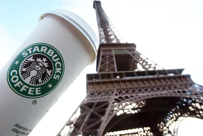 בכל זאת, גם בצרפת שותים קפה פילטר. אמריקאי בפריז