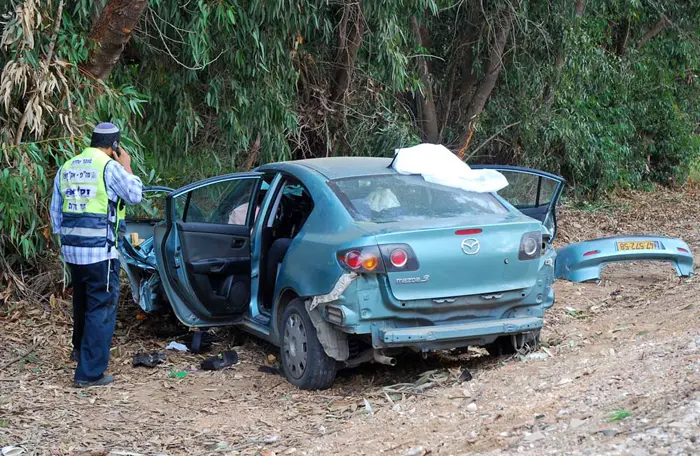 הנהג איבד שליטה ברכב וסטה מנתיבו. זירת התאונה הבוקר