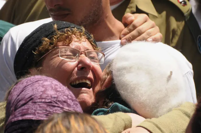 "לאן אלך ביום הזיכרון הראשון?". מרים פרץ