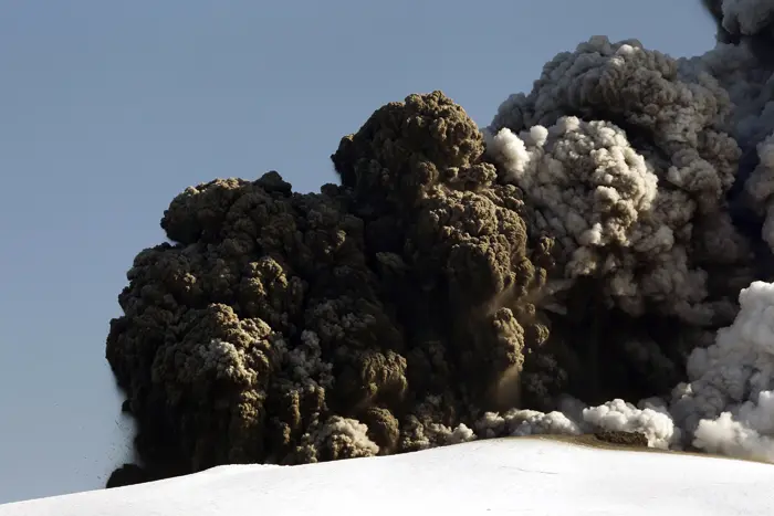 הר הגעש באיסלנד: האם צפוי ענן אפר שני?