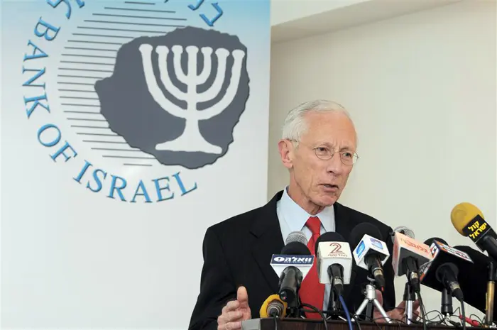 הכריז כי בתוך שנה תעמוד הריבית על 4.1%. נגיד בנק ישראל, סטנלי פישר