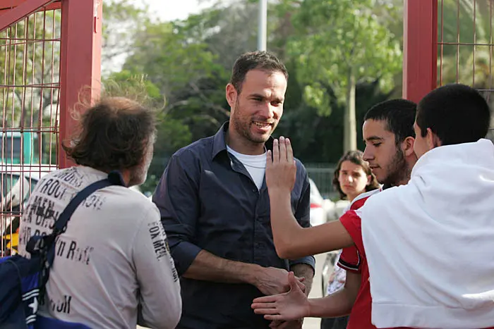 יחזור עם המלצות. דומב