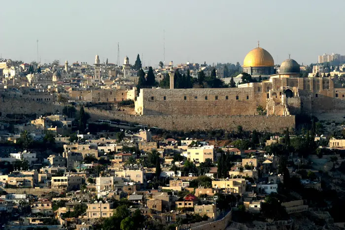 ההצהרות בדבר 'עיר פתוחה' נשמעות כאמירות מנותקות מהמציאות במקרה הטוב, ומוליכות שולל במקרה הטוב פחות", נכתב בפנייה לראש הממשלה ולראש העיר