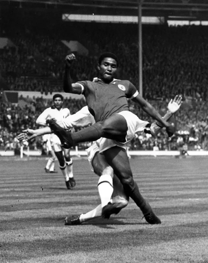 ההצלחה שלו בשנות ה-60 פתחה את הדלת לכניסת הכדורגלנים האפריקאים לאירופה