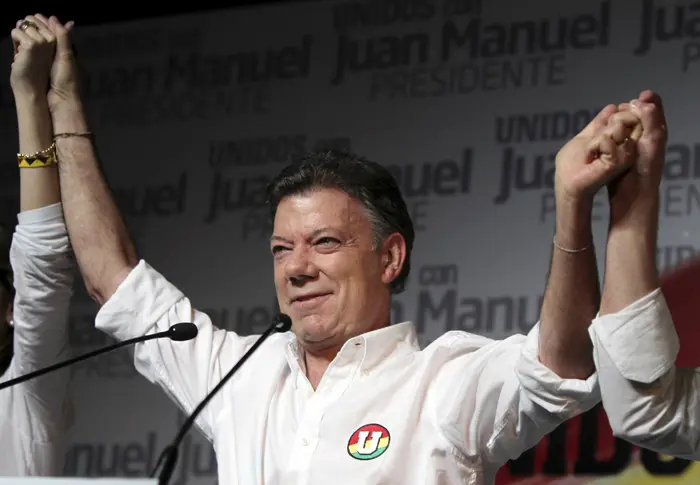 חואן מנואל סאנטוס זכה ב-47% מהקולות בבחירות לנשיאות קולומביה