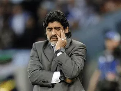 חרךף הכישלון היחסי, בארגנטינה רוצים שהוא ימשיך להוביל את הנבחרת. מראדונה