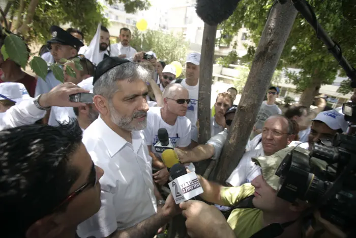 "מדיניות ההגירה והחלטות הממשלה לא ישונו". אלי ישי