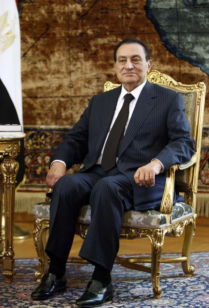 הגורם שיבח את מנהיגי מצרים, ירדן וסעודיה, שלדבריו סייעו לחדש את המשא ומתן הישיר. חוסני מובארק