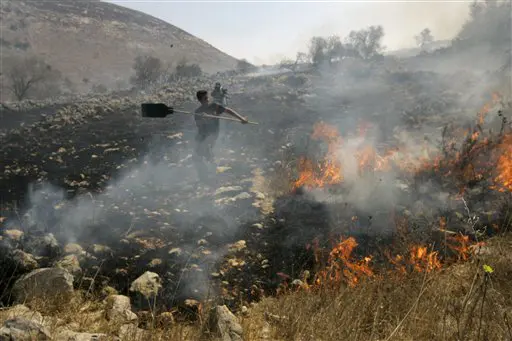 מטע זיתים הוצת בכפר מוחמס הסמוך למאחז