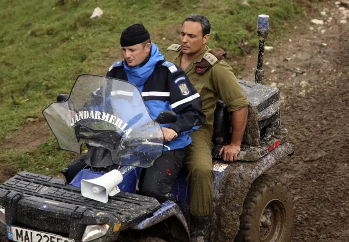 החיפושים אחר נעדרי ההתרסקות ברומניה