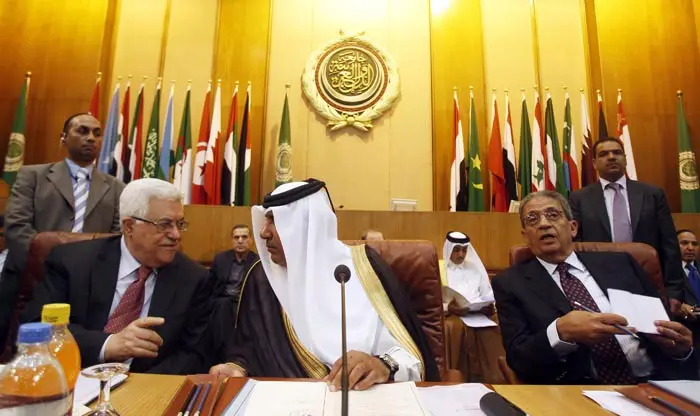 אבו מאזן, ראש ממשלת קטאר ועמר מוסא בכינוס הליגה הערבית