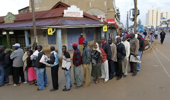 בקניה ישנם כ-12.5 מיליון בעלי זכות הצבעה