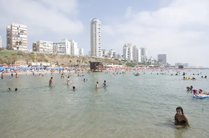 דירות זולות באזור ת"א - רק בחולון ובת ים. חוף הים בבת ים