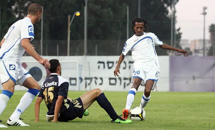 גם הוא השתתף בחגיגה. כבדה
