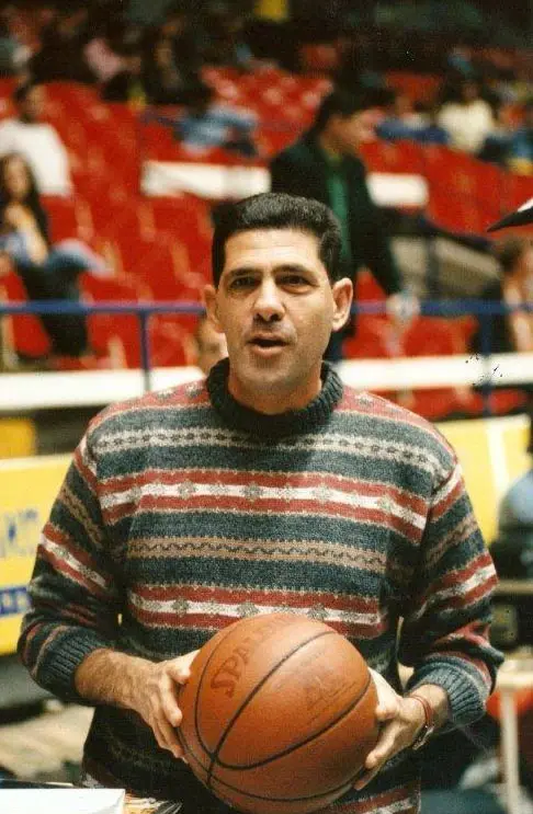 אריה מליניאק בימיו כמאמן כדורסל