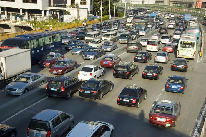 המדינה לא עומדת בקצב - מעל ל-13 מיליון מכוניות עולות על הכביש מידי שנה