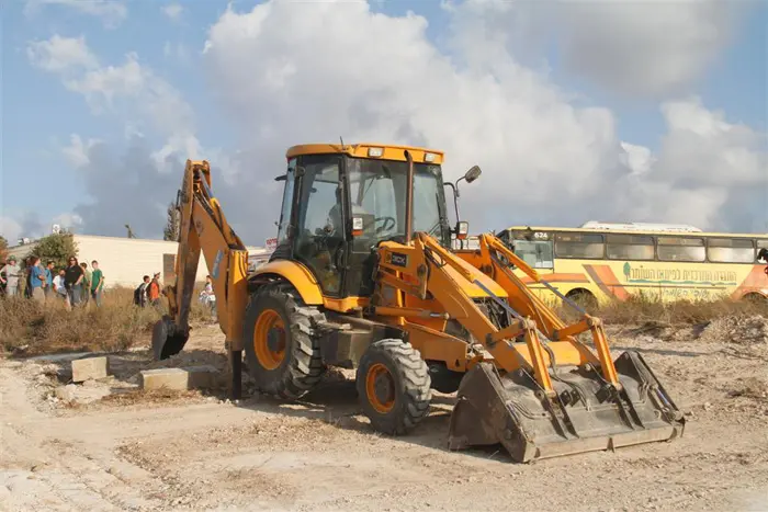 "מאז מתמיד הבנייה והאחדות בארץ הייתה תשובה ציונית לטרור". עבודות הבנייה, הערב