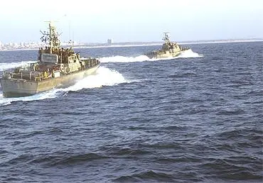 סירות דבור מול חופי עזה. מבצע משולב של חיל האוויר וחיל הים