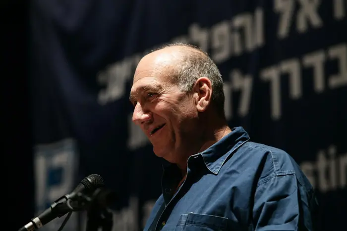 גמלה חודשית של  41,000 שקלים בחודש. אהוד אולמרט