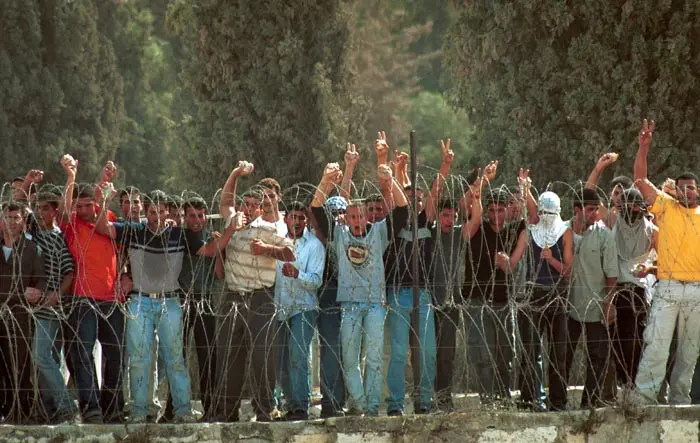 "בכל מקום נורמלי היו האירועים מכונים במילה המתאימה: מרד". מהומות אוקטובר במזרח ירושלים