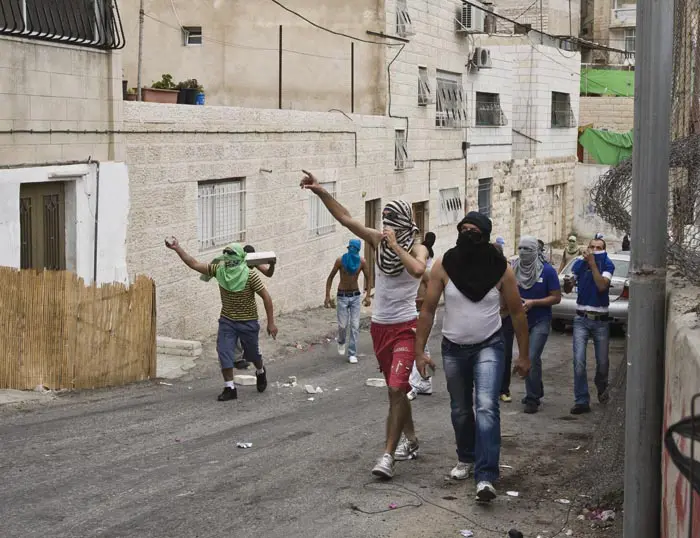 "המאבטחים של המתנחלים ירו מתוך רכבם לעבר התושבים"