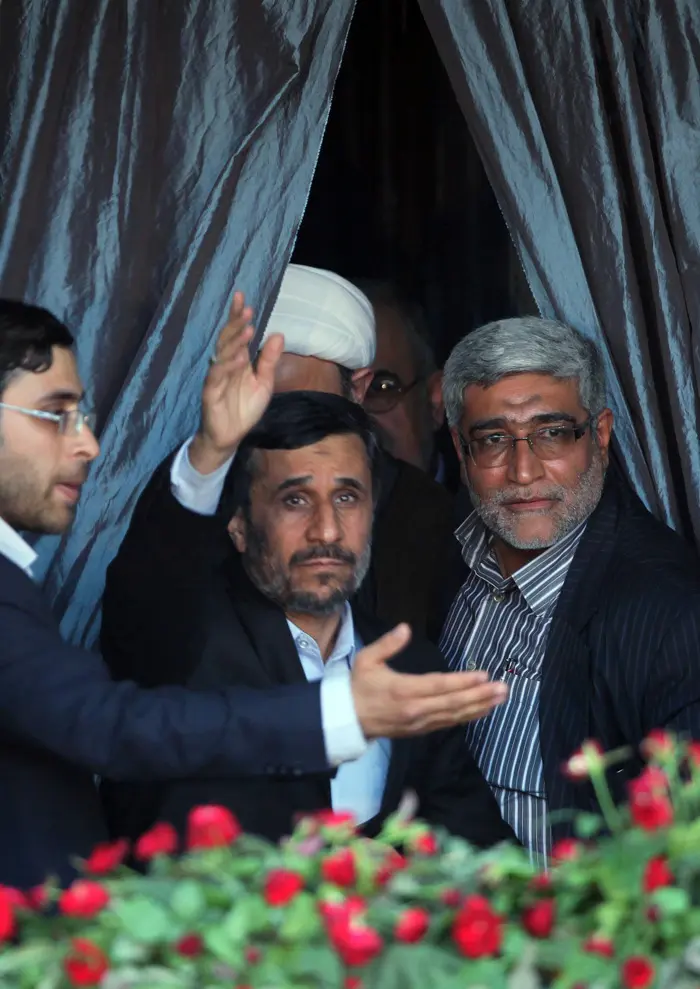 סיור הבכירים התקיים כחודשיים לאחר ביקורו של נשיא אירן אחמדינג'ד במקום