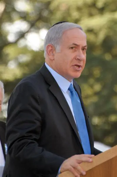 ראש הממשלה בנימין נתניהו באזכרתו של יצחק רבין בהר הרצל, אוקטובר 2010
