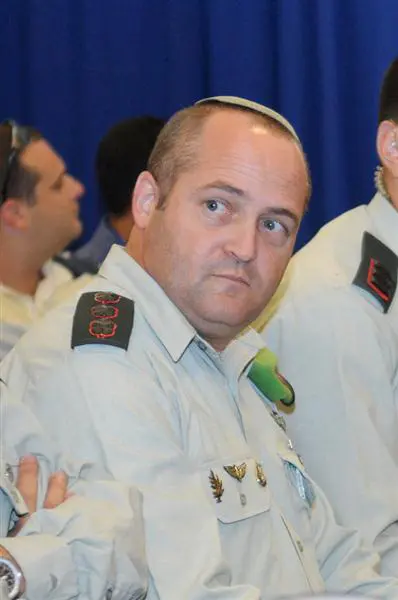 "קשה לנו להתמודד עם הטענות נגד ארז ללא כל החומר". וינר