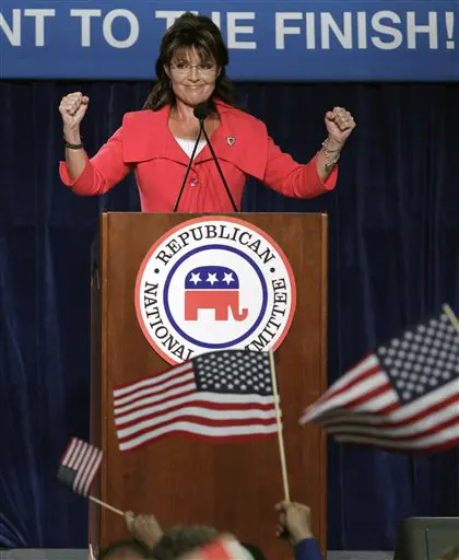 שרה פיילין מגייסת תמיכה במועמדי המפלגה הרפובליקנית