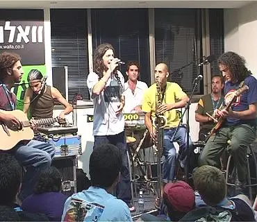 הדג נחש בהופעה בוואלה